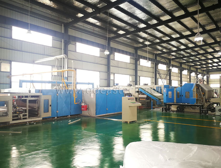 Thermal bonding wadding  and needle punching fabric production line