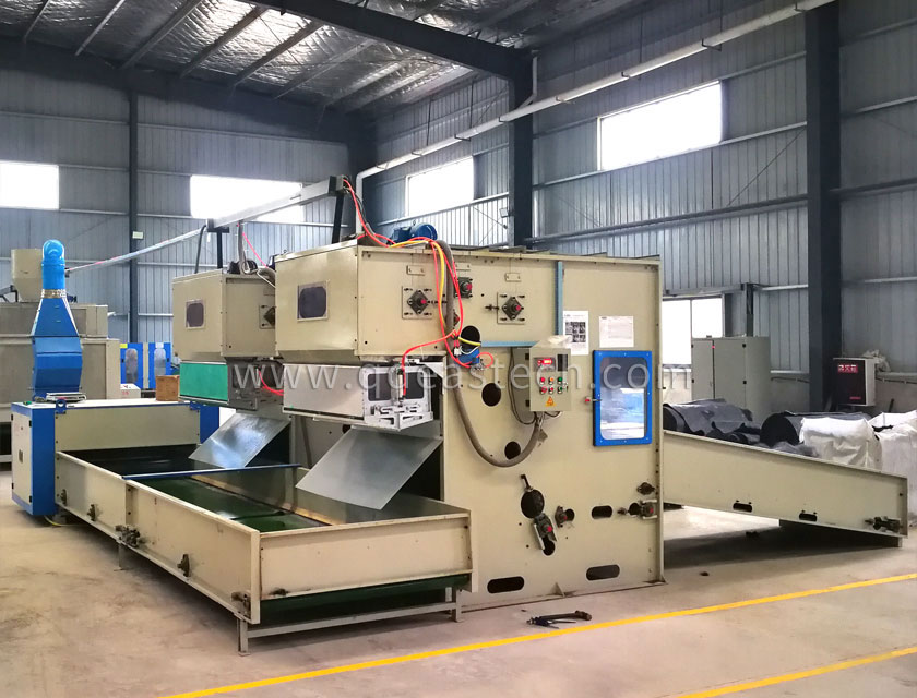 Electronic weighting bale opener